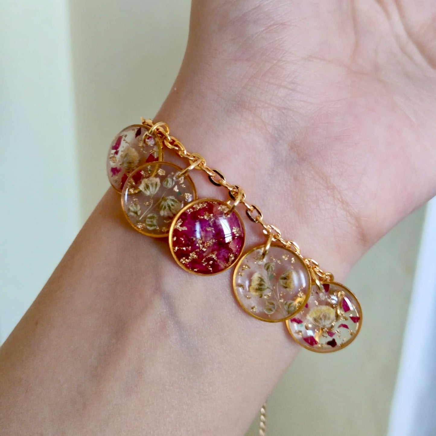 Handmade Real Flower 5 Ring Charm Anti-Tarnish Bracelet - Customizable