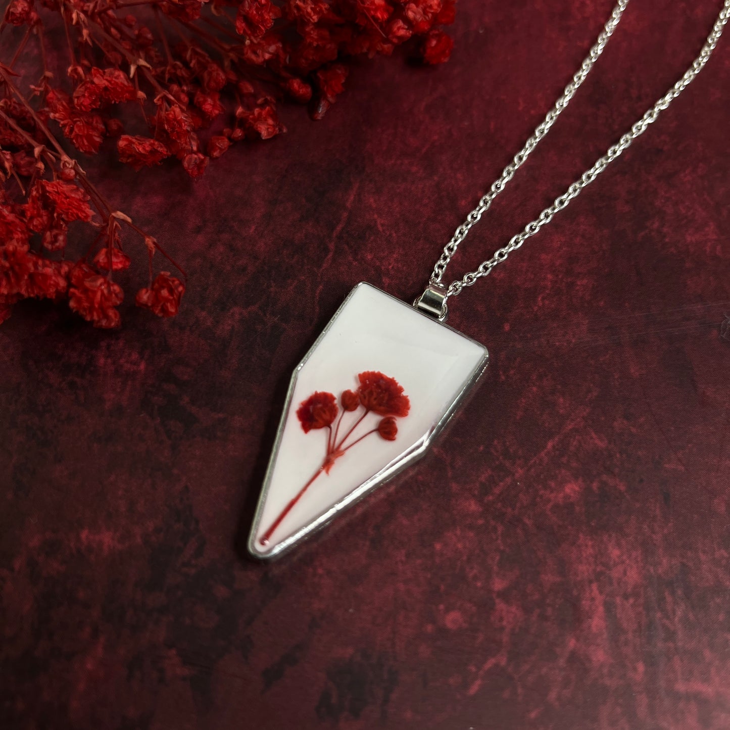 Red Bloom Resin Pendant Anti-Tarnish Necklace – Handmade with Real Flowers