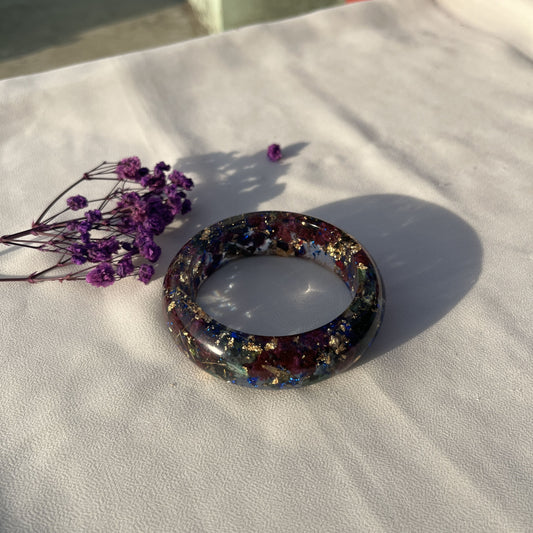 Thick kada purple flower