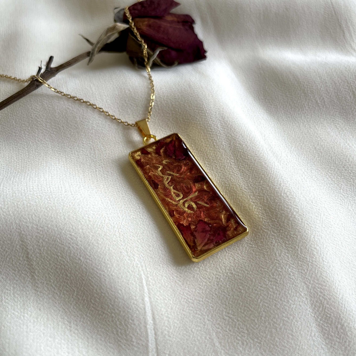 Personalised custom resin name pendants