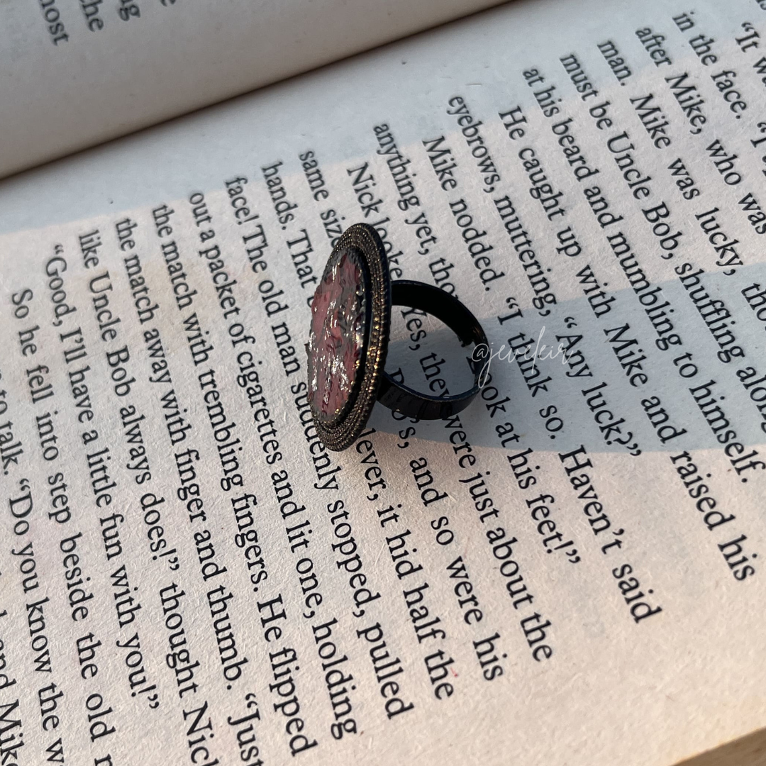 Black base Rose adjustable ring