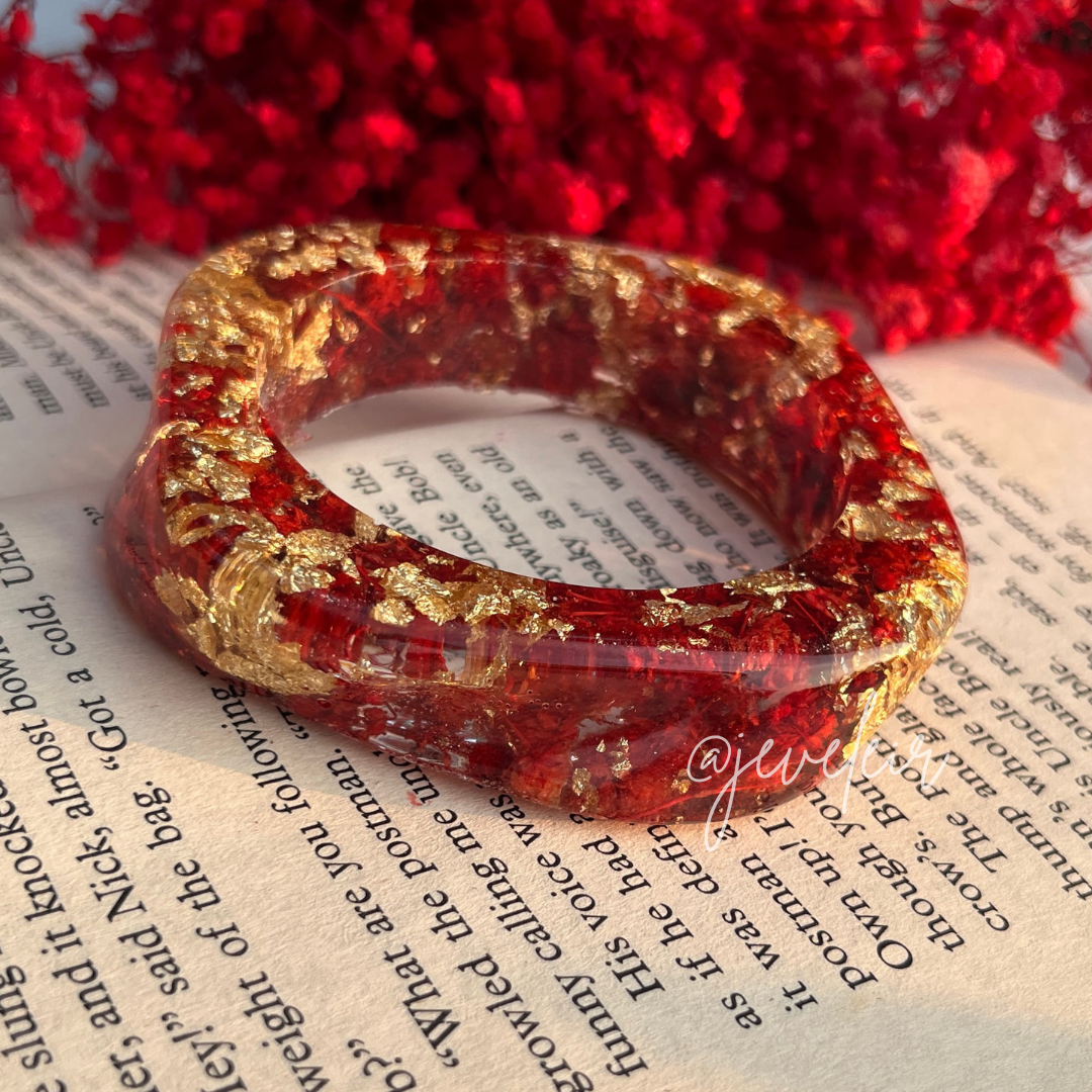 Comming soon - Square Red flower kada single