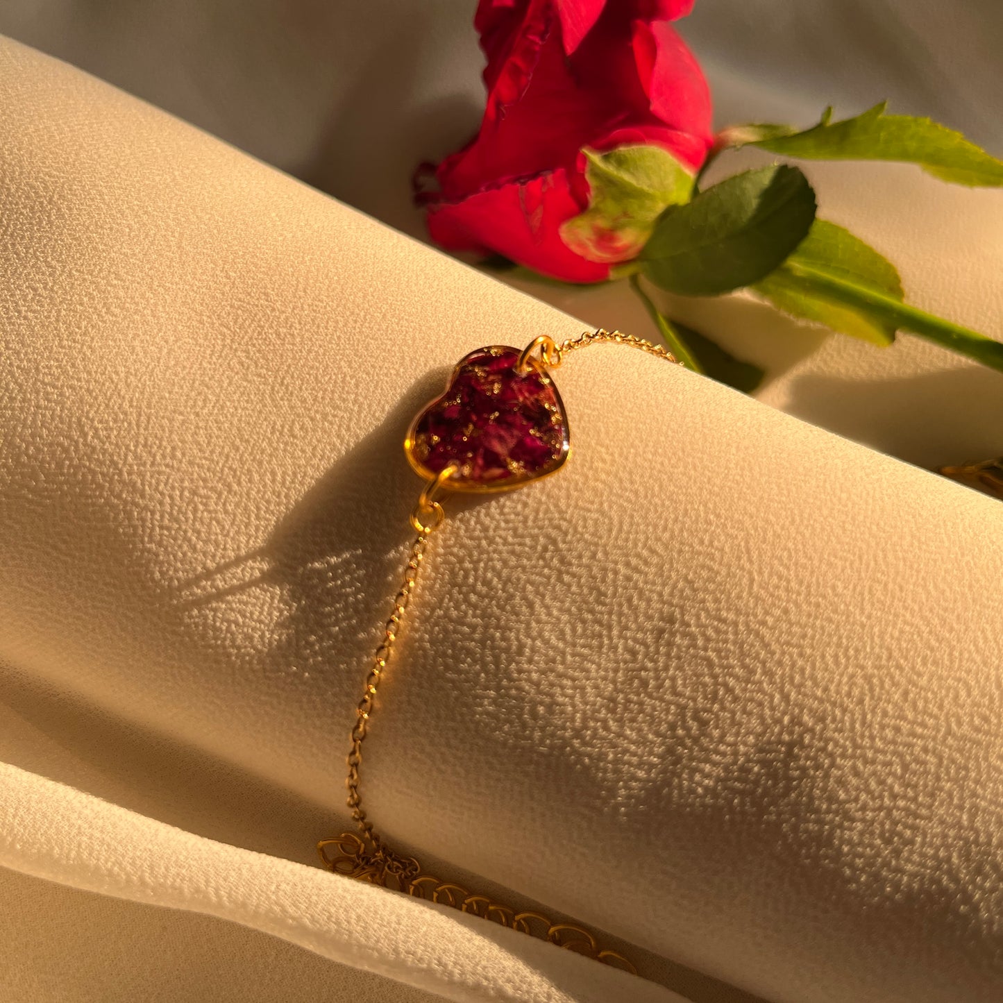 Real Rose Heart Anti-Tarnish Bracelet - Customizable