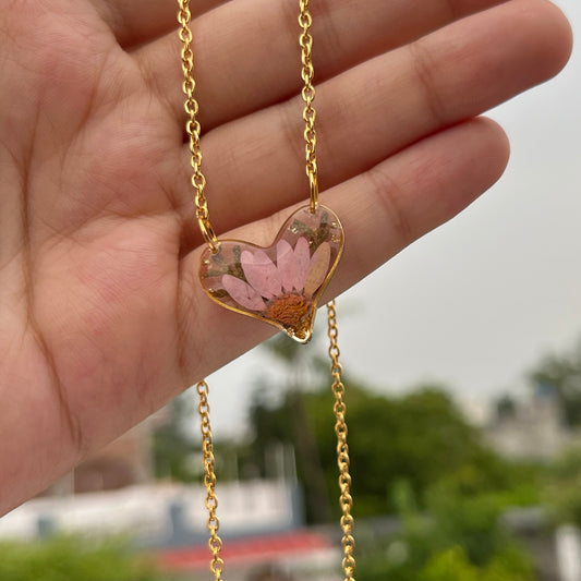 Minimalist Heart Real Flower Anti-Tarnish Pendant- Customizable Gift for Her