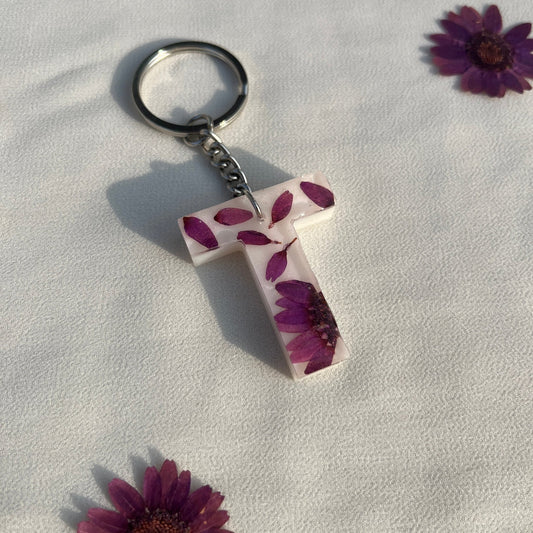 Purple Daisy Personalised Initial Resin Name Keychain - Customizable