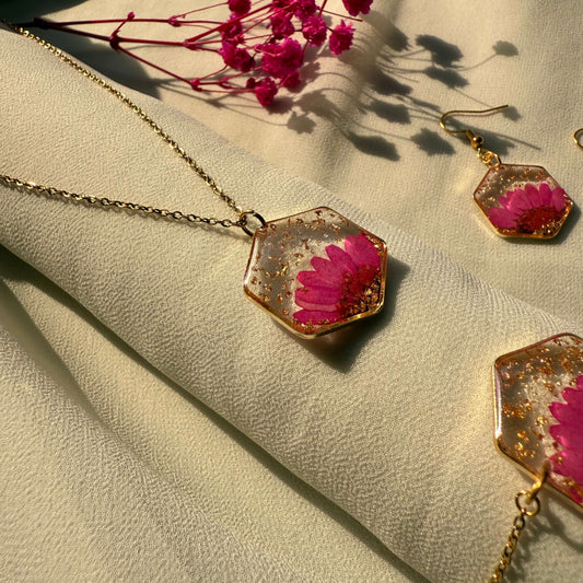 Real Pink Daisy Jewelry Anti-Tarnish Set for Women – Handmade Pendant, Bracelet & Earrings