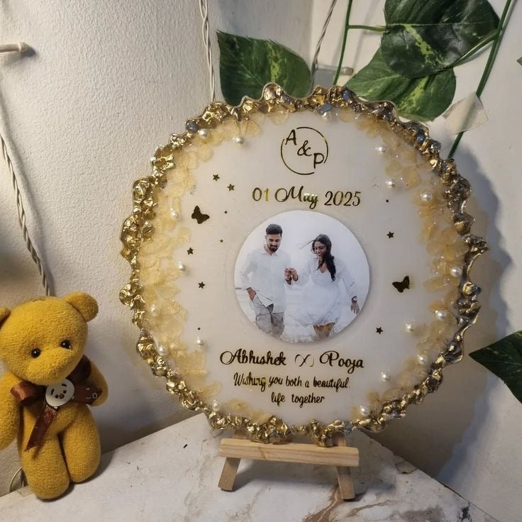 Personalized 8 Inch Resin Wedding Plate with Stand | Preserve Your Flowers Forever | Custom Nikah & Couple Name Keepsake