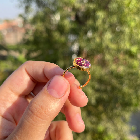 Real Rose Adjustable Stainless Steel Round Ring - Customizable