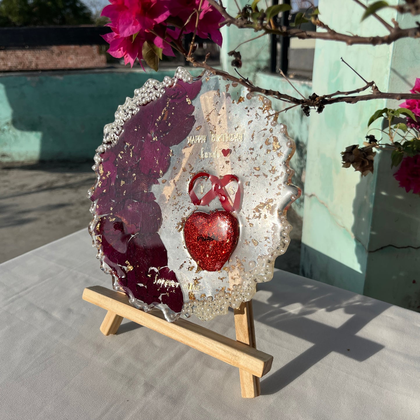 Personalized 8 Inch Resin Wedding Plate with Stand | Preserve Your Flowers Forever | Custom Nikah & Couple Name Keepsake