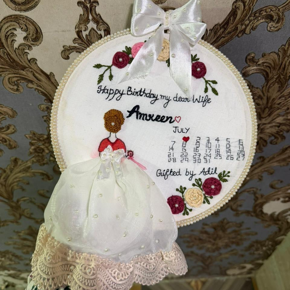 Customized Embroidery Hoop Art | Personalized Birthday & Anniversary Gift | Handmade Embroidered Name & Date Frame