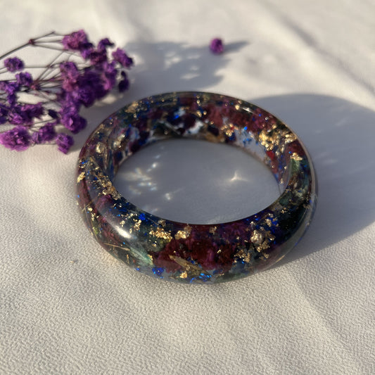 Thick kada purple flower