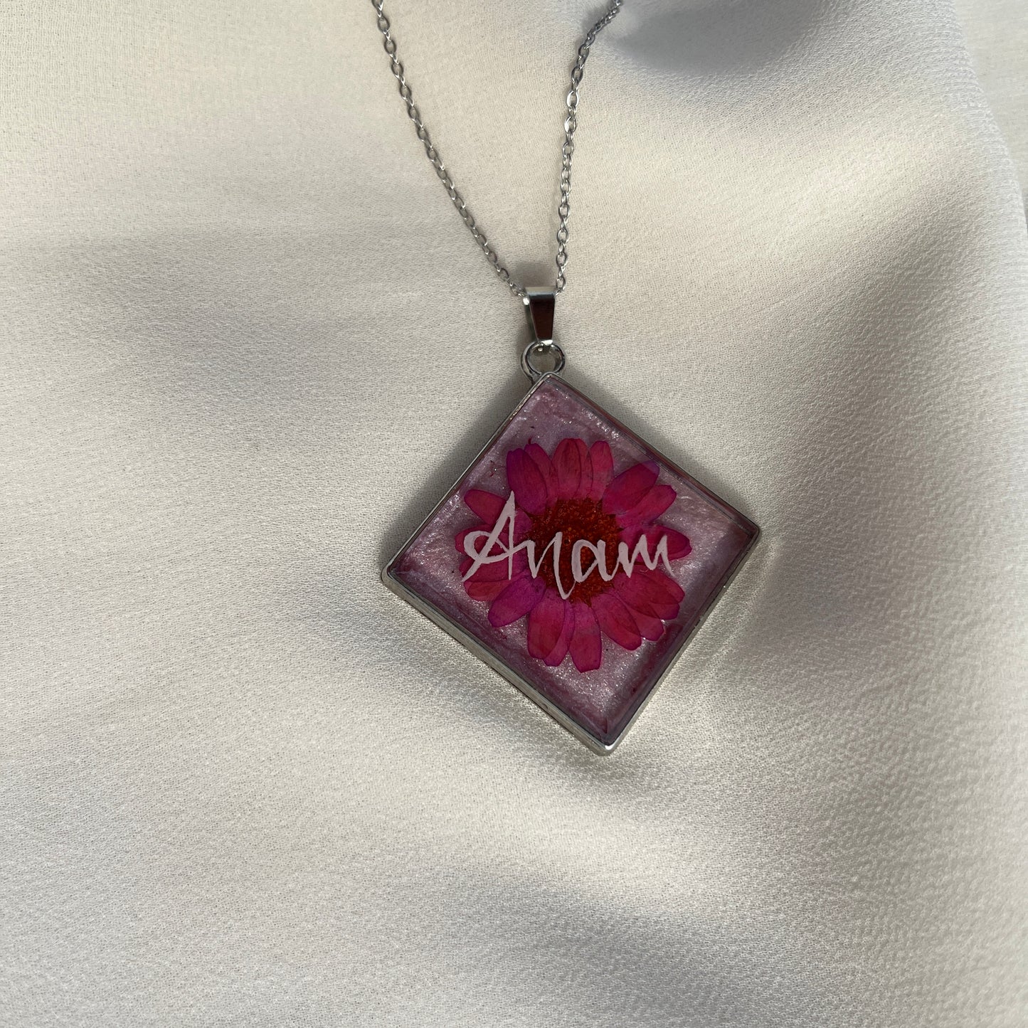 Personalized Handwritten Name Floral Heart Pendant Anti-Tarnish - Customisable