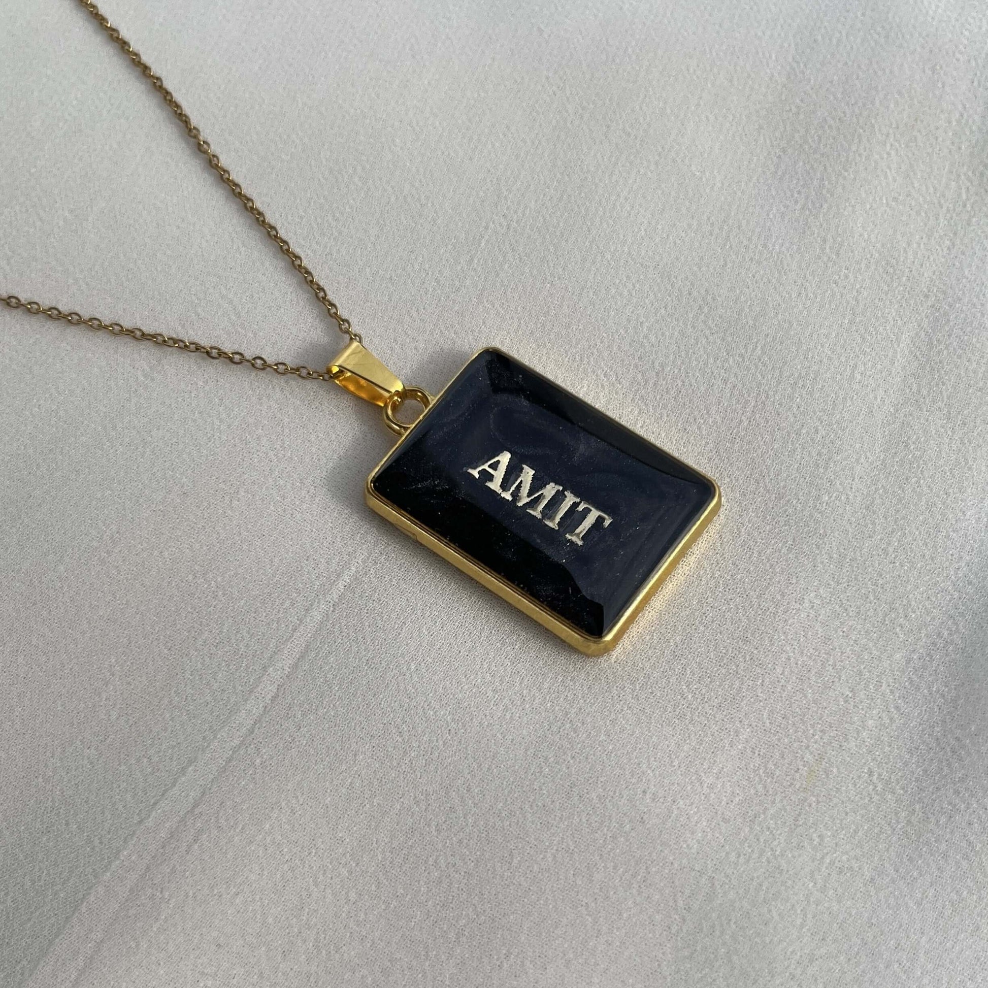 Personalised custom resin name pendants 