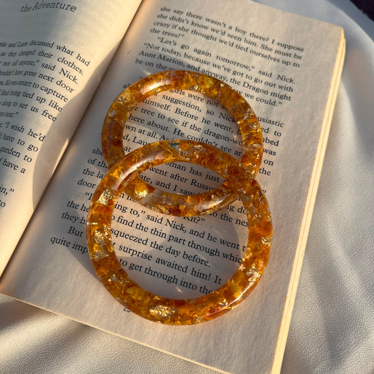 Handmade Real Flowers Bangles – Customisable Pair of 2 | Unique Gift for Women
