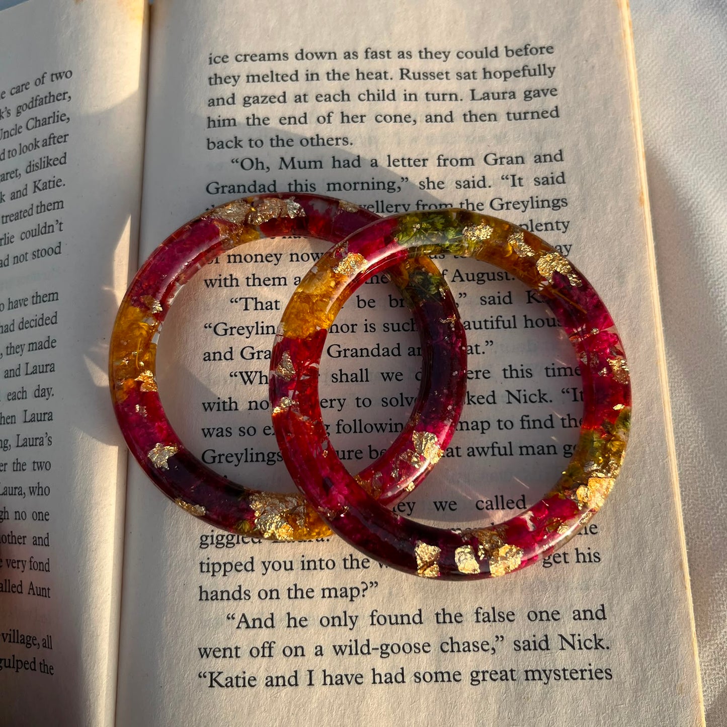 Handmade Real Flowers Bangles – Customisable Pair of 2 | Unique Gift for Women